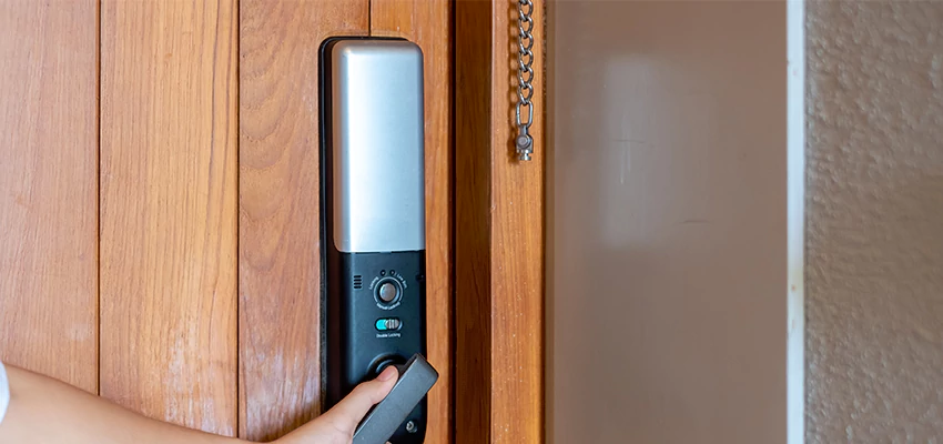 Home Security Electronic Locks Upgrades in Spring Valley, CA